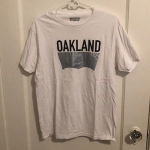 Levi’s batwing Oakland Raiders T-shirt